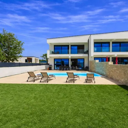 Villa Melia *