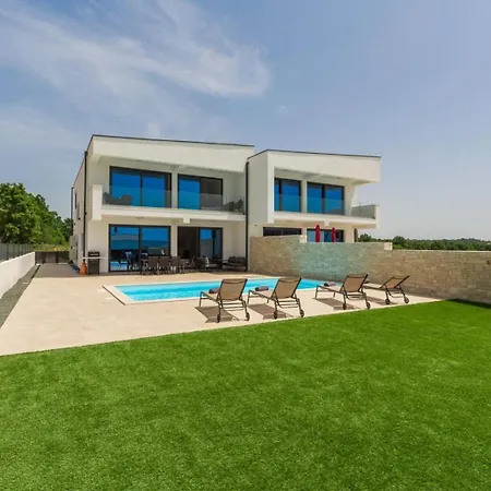 Villa Melia *
